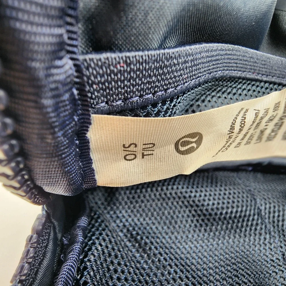 Lululemon x Peloton Everywhere Belt Bag 1L True Navy Adjustable Strap NEW w/ Tag - Picture 13 of 15